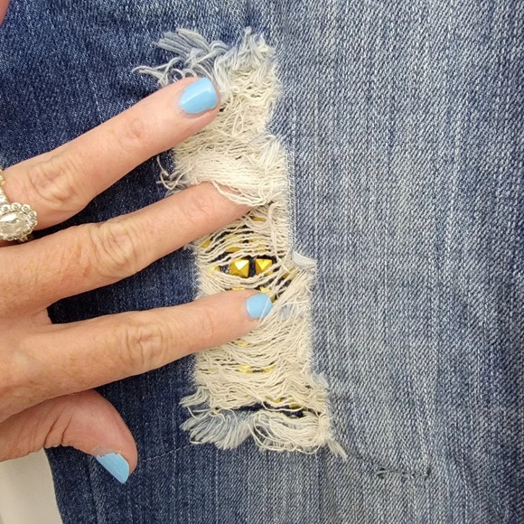 Cache Gold Grommet Factory Distressed Straight Leg Denim Jeans Size 10 - Picture 4 of 14